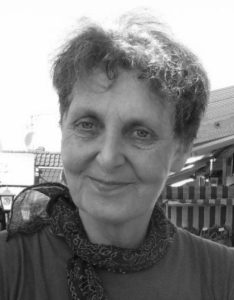 Portraitfoto der Schreibpädagogin und Autorin Brigitte Hieber